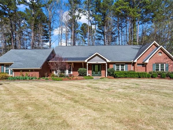 146 Lakeside Drive NW, Kennesaw, GA 30144
