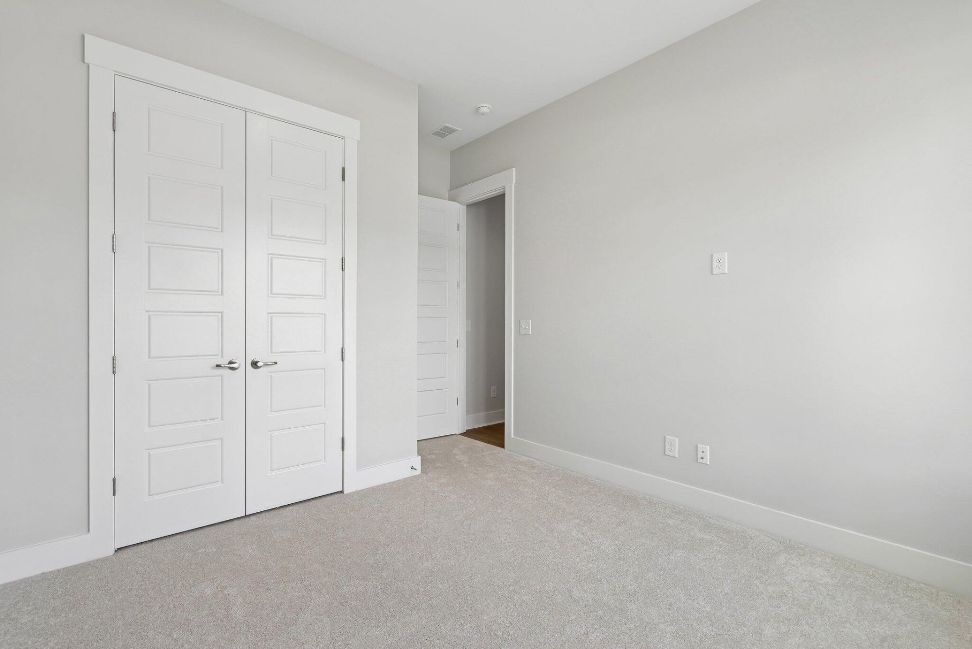 1192 Reserve Lane Photo 37