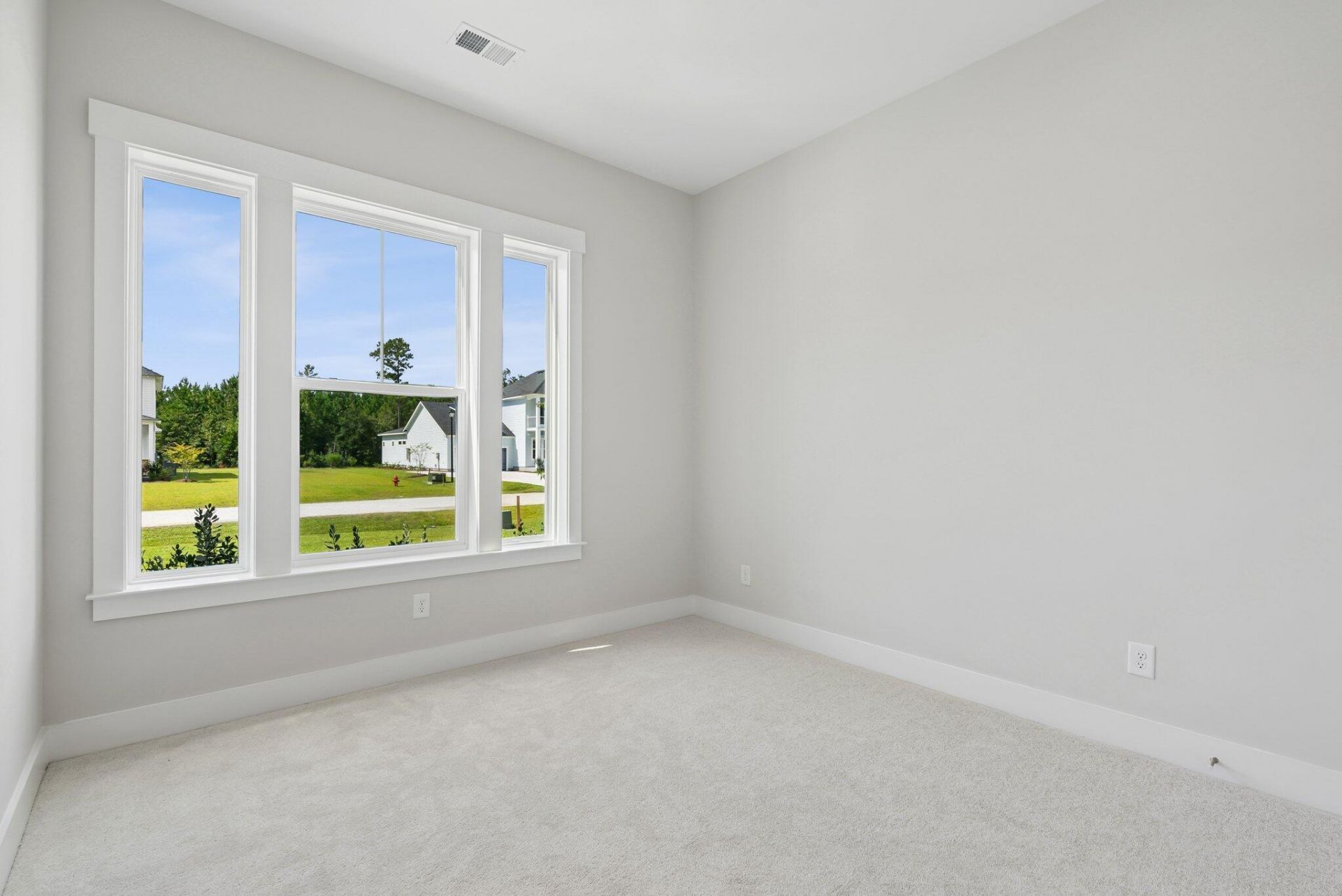 1192 Reserve Lane Photo 38