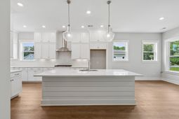 1192 Reserve Lane photo 4