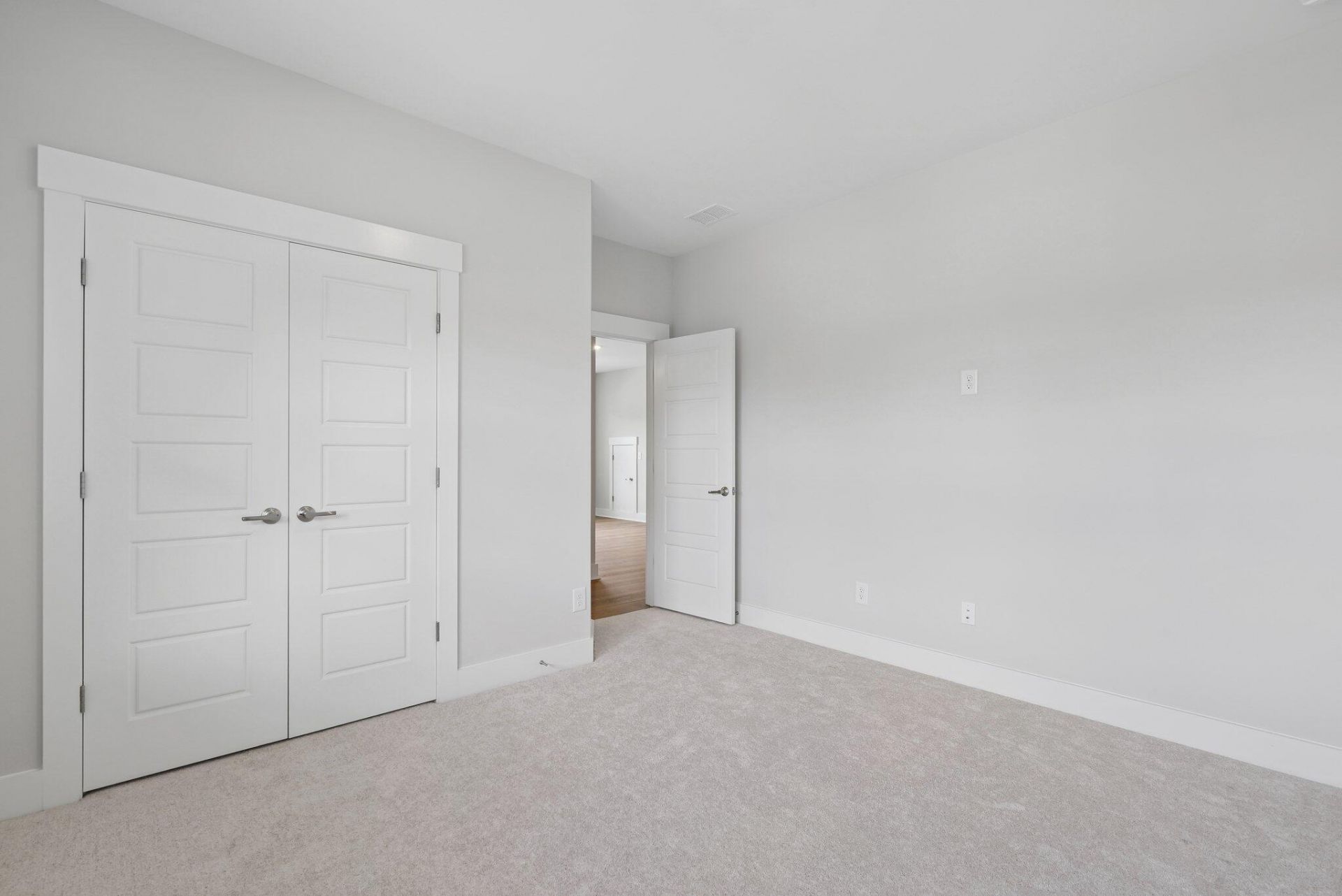 1192 Reserve Lane Photo 52