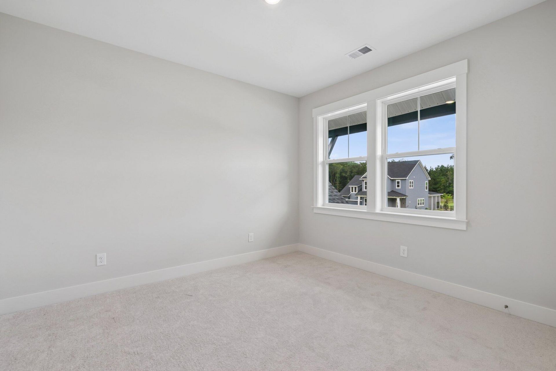 1192 Reserve Lane Photo 54