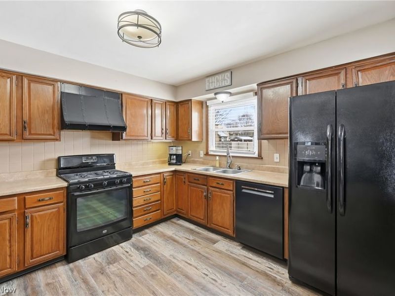 2855 Vollmer Drive, Austintown, OH 44511 Photo 10