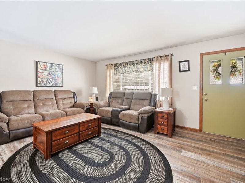 2855 Vollmer Drive, Austintown, OH 44511 Photo 4