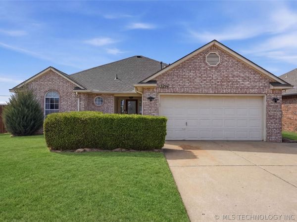 13294 S Maple Street , Glenpool, OK 74033