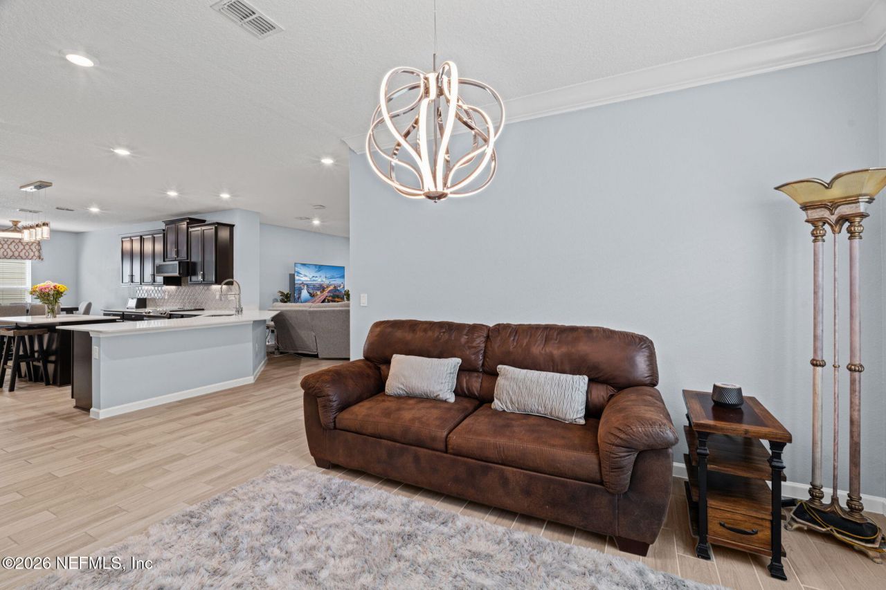 9936 Pavnes Creek Drive, Jacksonville, FL 32222 Photo