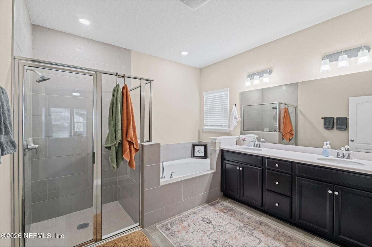 9936 Pavnes Creek Drive, Jacksonville, FL 32222 Photo