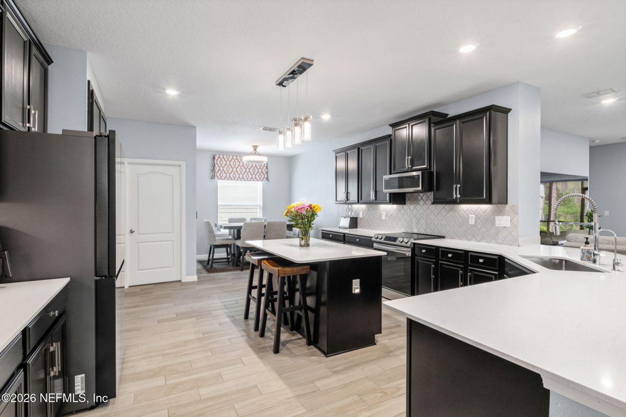 9936 Pavnes Creek Drive, Jacksonville, FL 32222 Photo