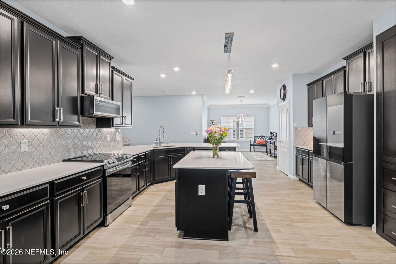 9936 Pavnes Creek Drive, Jacksonville, FL 32222 Photo