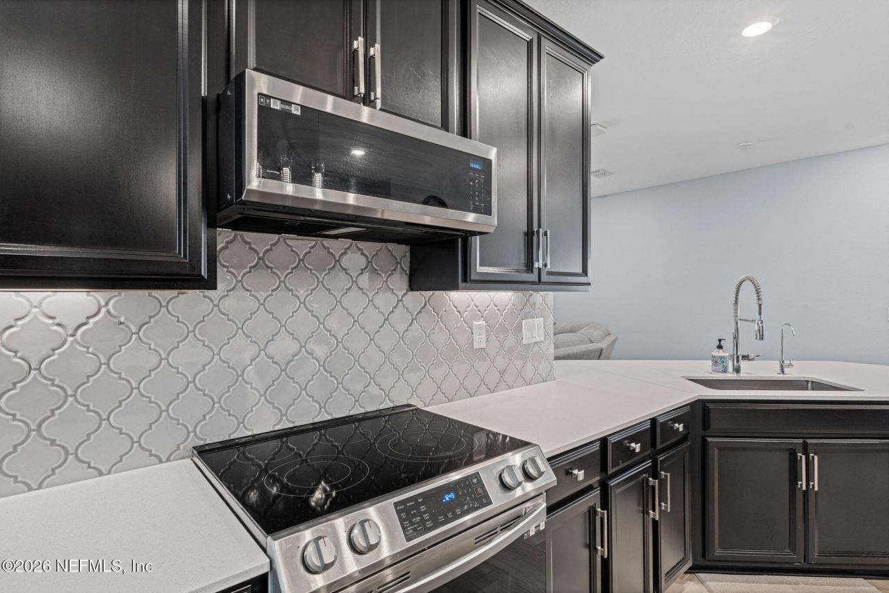 9936 Pavnes Creek Drive, Jacksonville, FL 32222 Photo