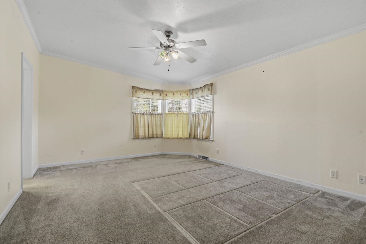 314 Walden Lake Rd. Photo 16