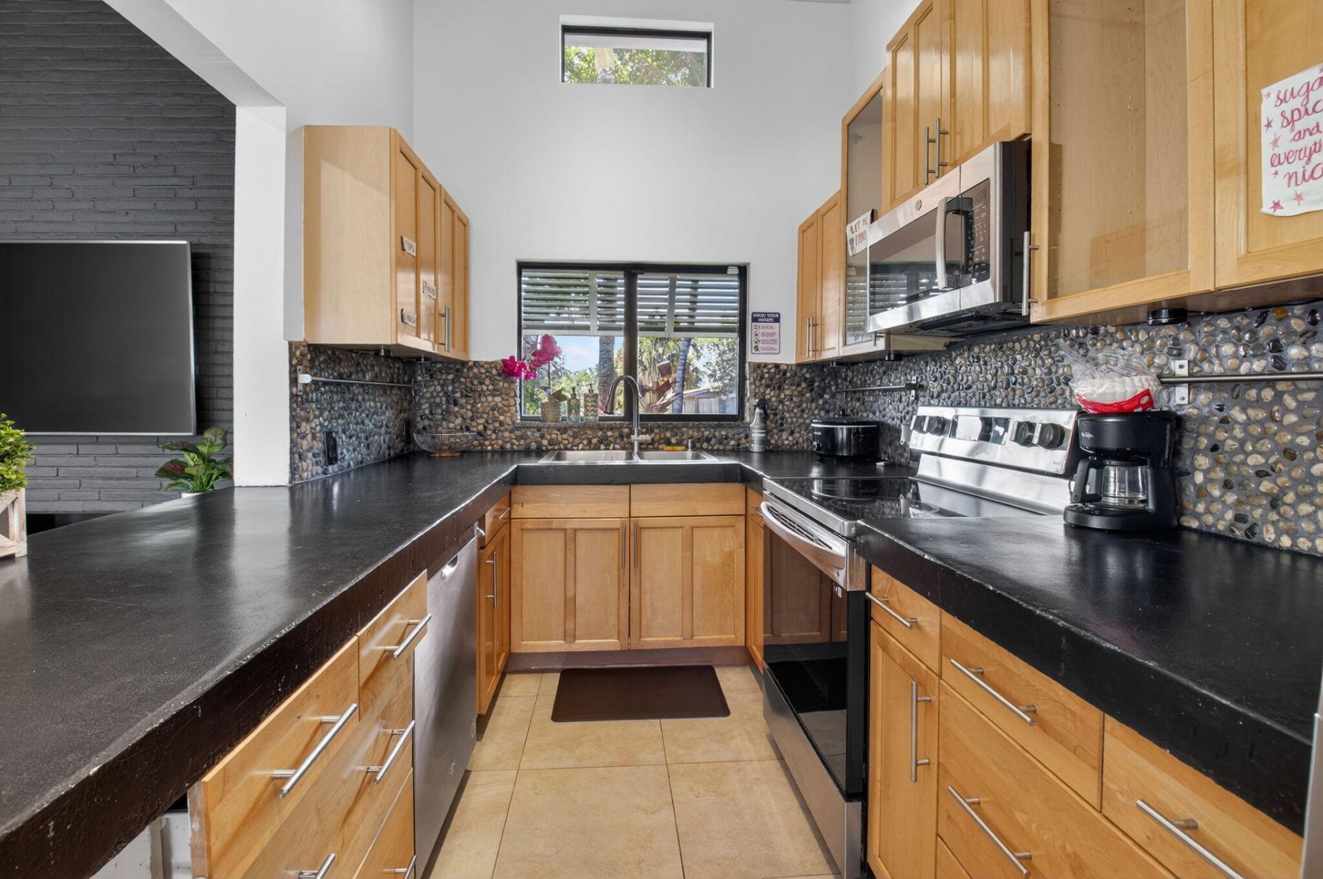 245 Seacrest Lane, Delray Beach, FL 33444 Photo