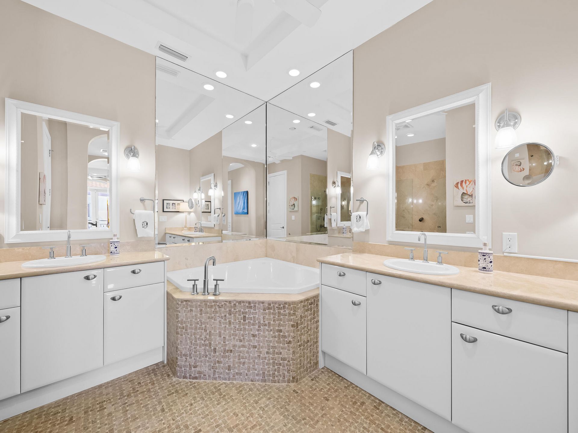 4320 El Mar Drive, Unit 301, Lauderdale by the Sea, FL 33308 Photo