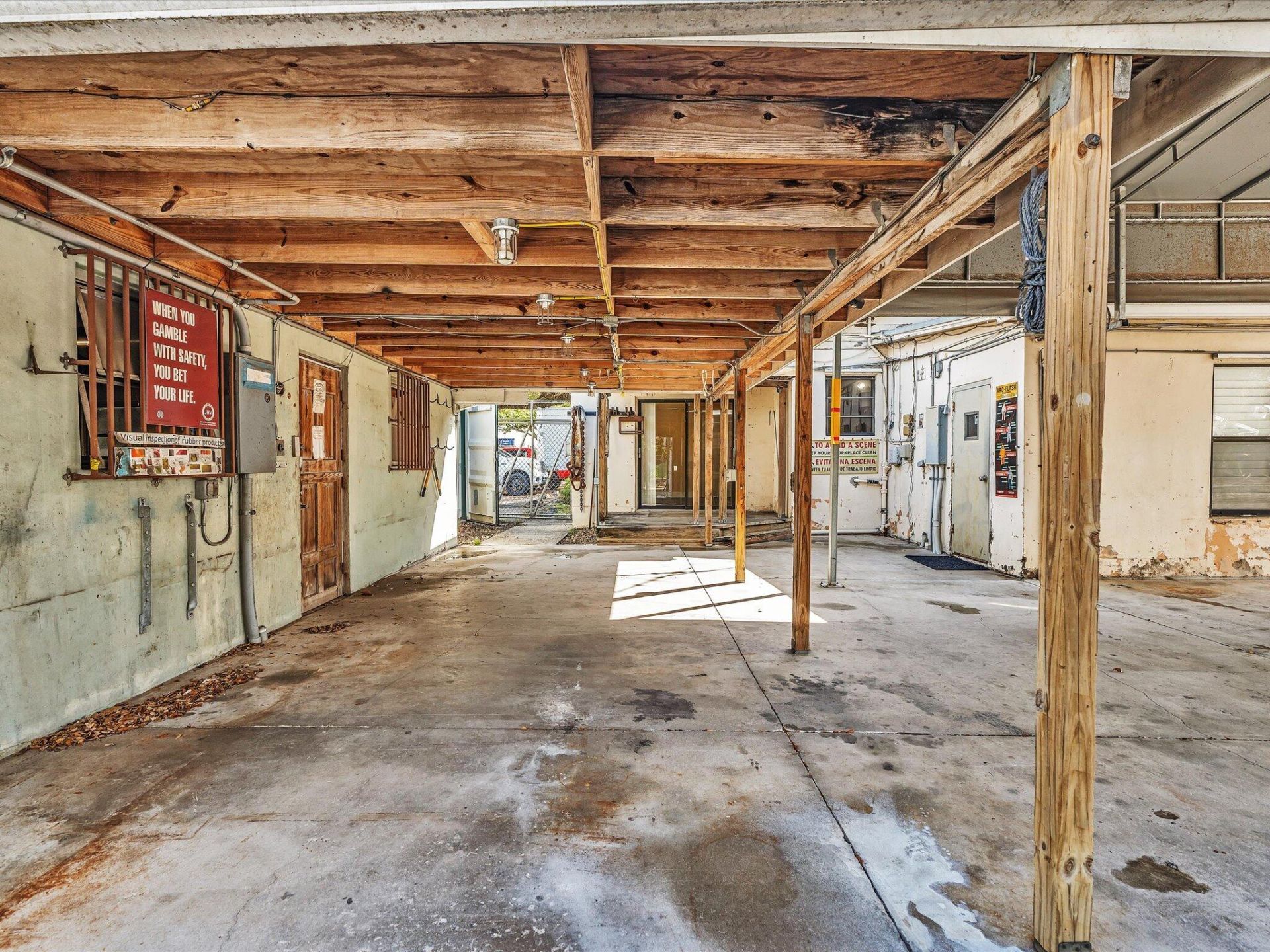 4901 SW 51st Street, Davie, FL 33314 Photo