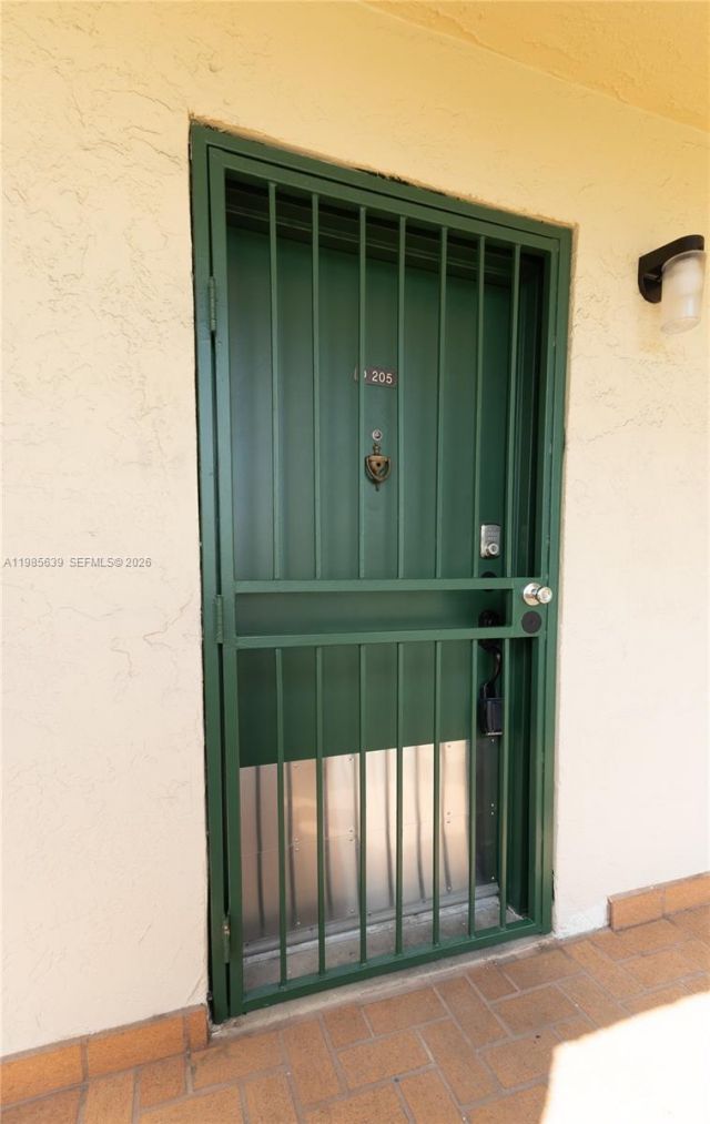 9405 W Flagler St , Unit D205, Miami, FL 33174 Photo