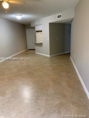 8353 Lake Dr, Unit 104, Doral, FL 33166 Photo