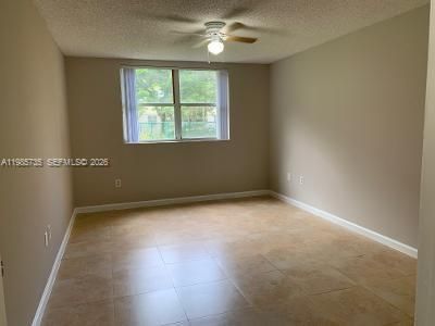 8353 Lake Dr, Unit 104, Doral, FL 33166 Photo