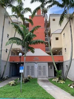 8353 Lake Dr, Unit 104, Doral, FL 33166 Photo