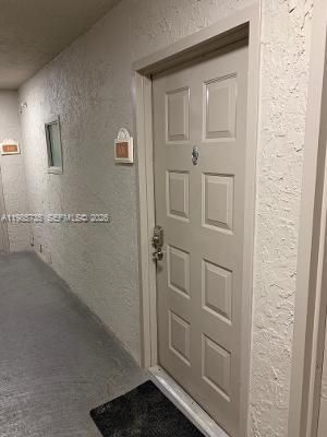 8353 Lake Dr, Unit 104, Doral, FL 33166 Photo