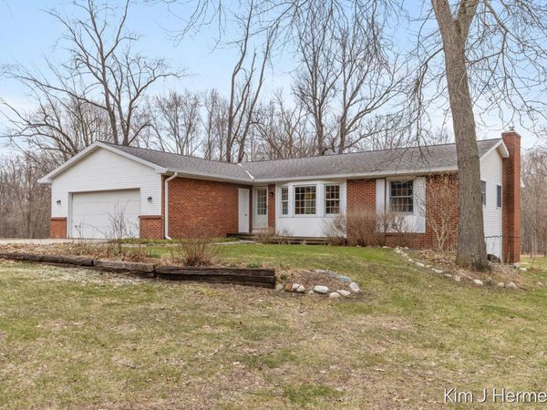 7544 Thornapple River Drive SE, Caledonia, MI 49316