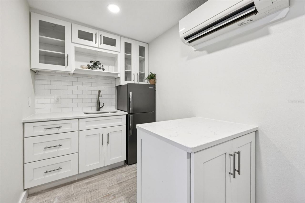 442 Briercliff Drive, Orlando, FL 32806 Photo