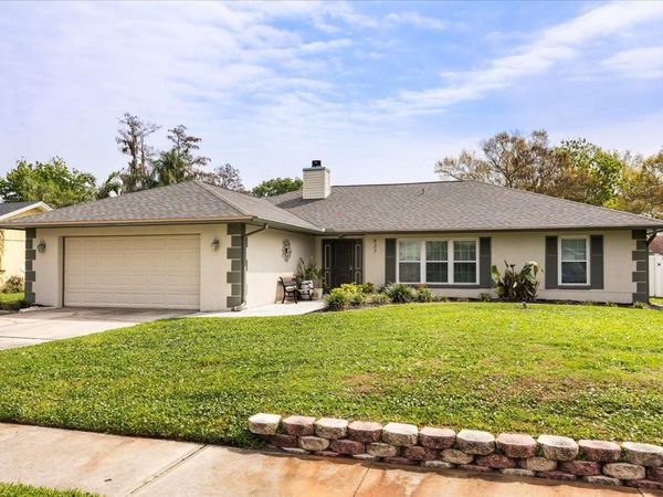 627 MELLOWOOD AVENUE , ORLANDO, FL 32825