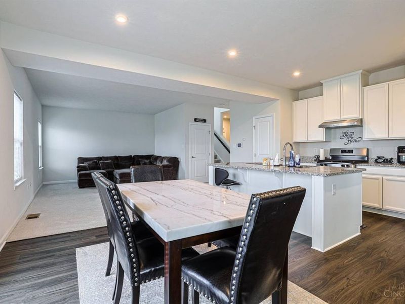 320 Chevington Chase, Tipp City, OH 45371 Photo 12