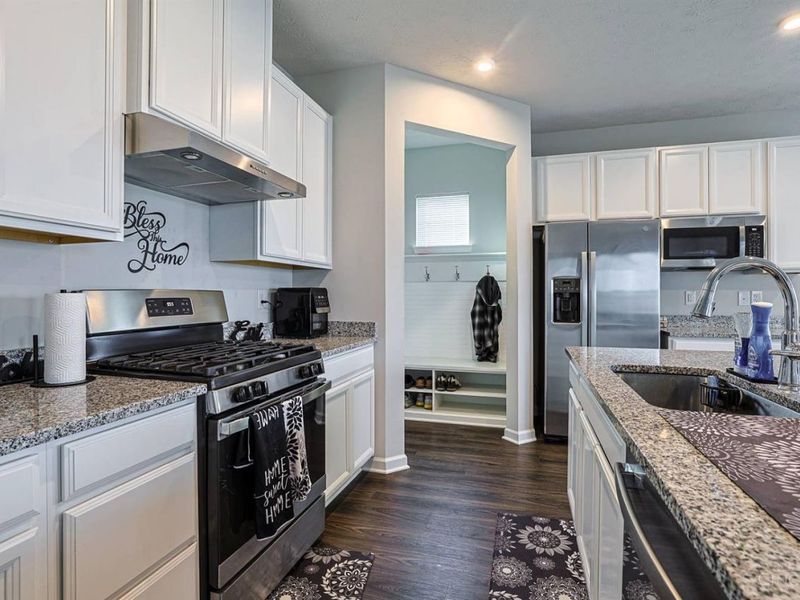 320 Chevington Chase, Tipp City, OH 45371 Photo 15