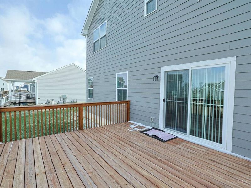 320 Chevington Chase, Tipp City, OH 45371 Photo 41