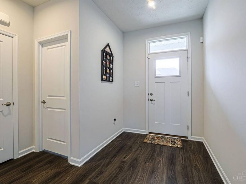 320 Chevington Chase, Tipp City, OH 45371 Photo 5