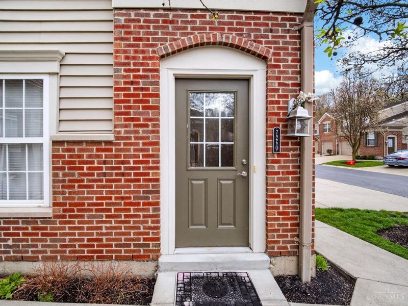 7260 English Drive, Cincinnati, OH 45244 Photo 3