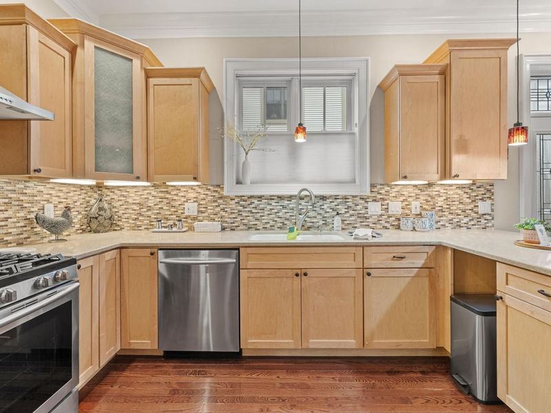 294 Zimpfer Street , Columbus, OH 43206 Photo 10