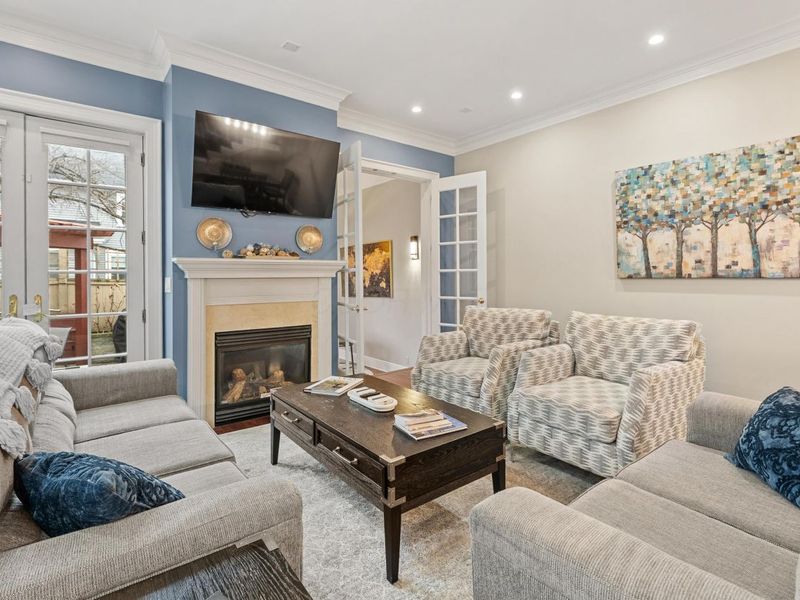 294 Zimpfer Street , Columbus, OH 43206 Photo 5