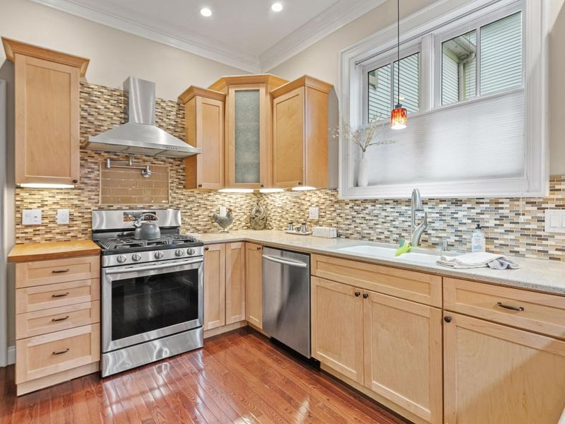 294 Zimpfer Street , Columbus, OH 43206 Photo 9