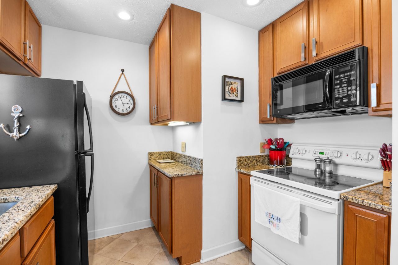 829 9th Ave. S Photo 11