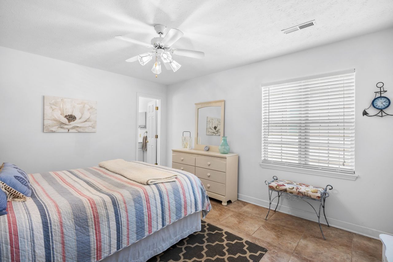 829 9th Ave. S Photo 19