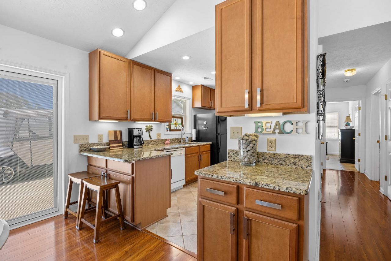 829 9th Ave. S Photo 9