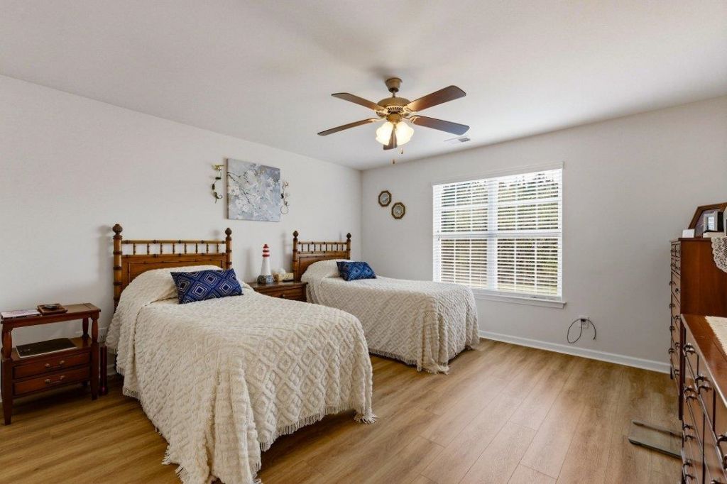 1345 Midtown Village Dr. Photo 17