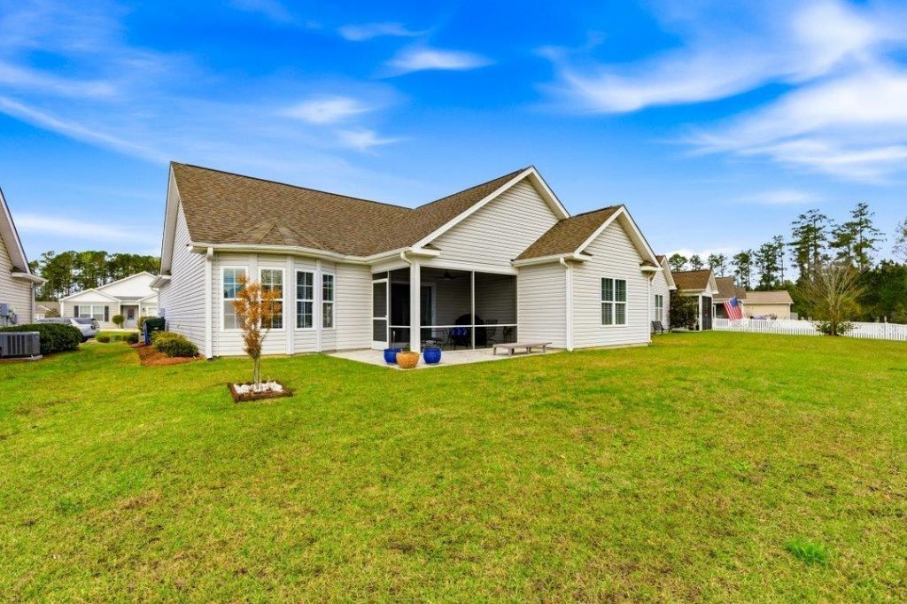 1345 Midtown Village Dr. Photo 29