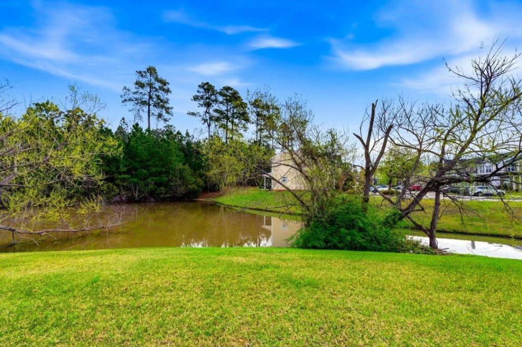1345 Midtown Village Dr. Photo 32