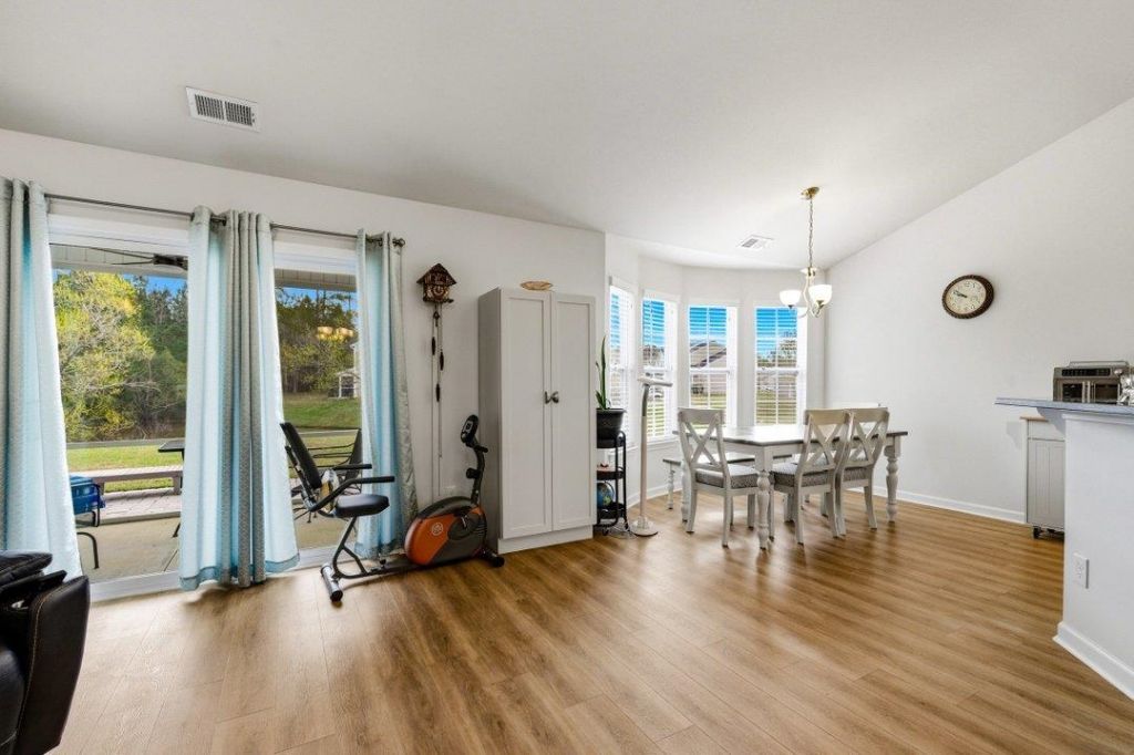 1345 Midtown Village Dr. Photo 8