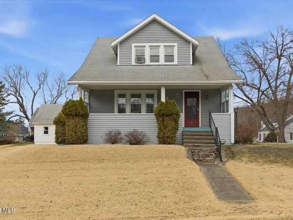 21 Orchard Terrace, Wynantskill, NY 12198