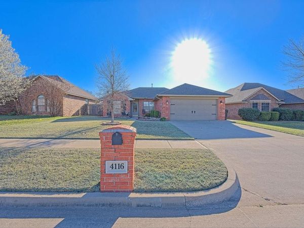 4116 S Kensington Drive, Moore, OK 73160