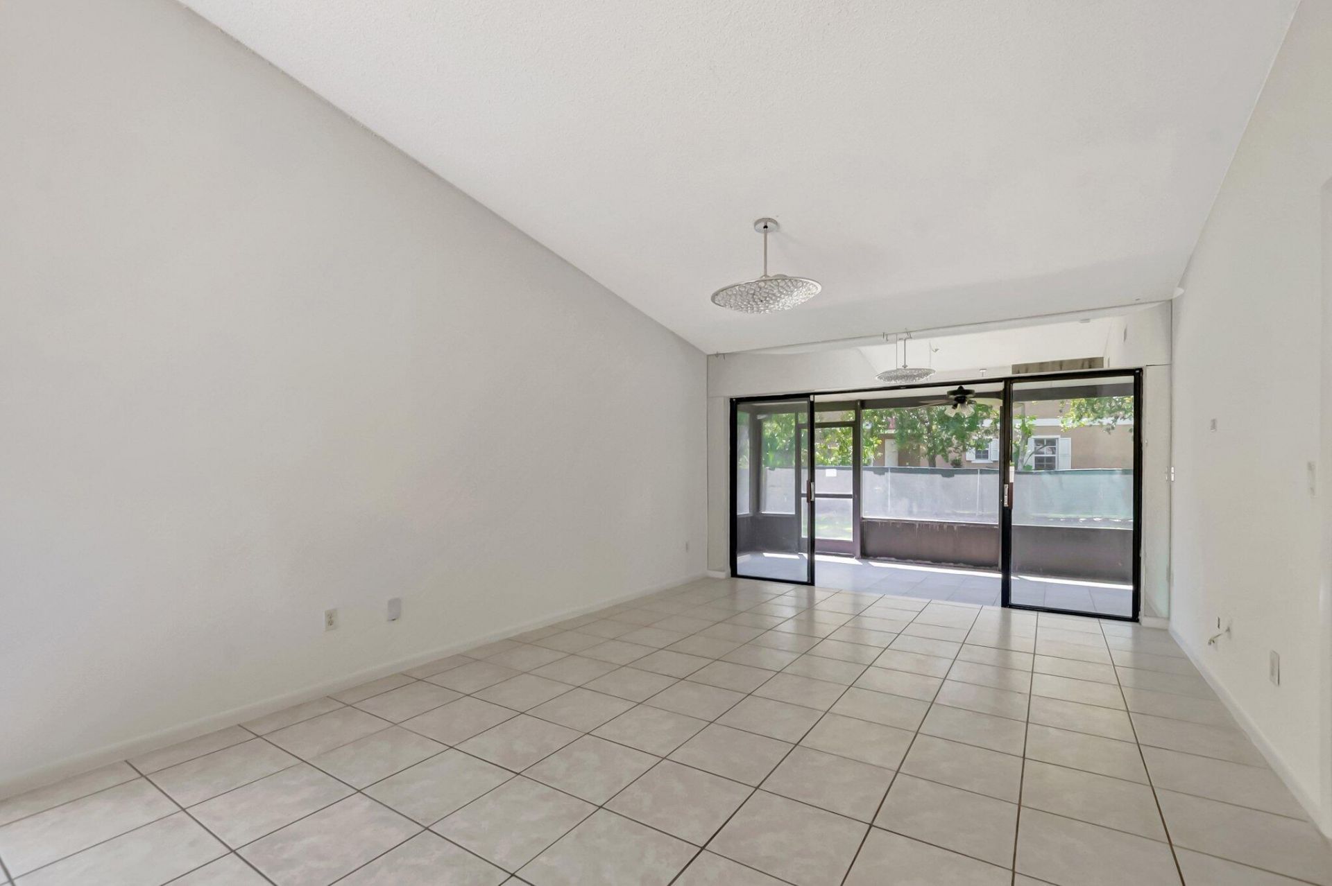 10323 W Boca Bnd W W, Unit K1, Boca Raton, FL 33428 Photo