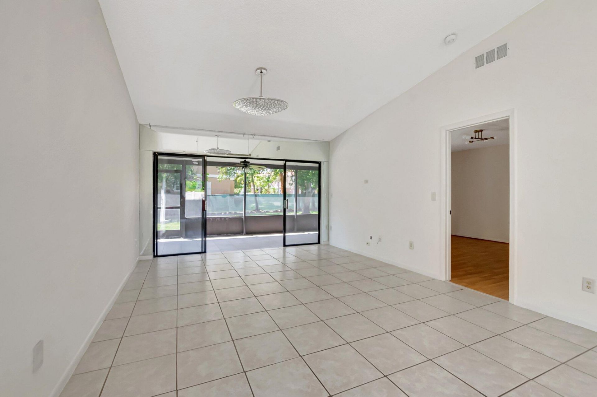 10323 W Boca Bnd W W, Unit K1, Boca Raton, FL 33428 Photo