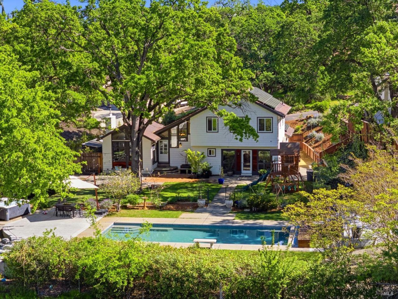 215 Wykoff Drive, Vacaville, CA 95688 Main Photo