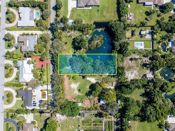 154th Street - 870 , North Miami Beach, FL 33162