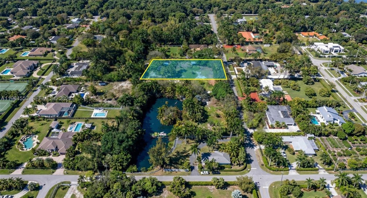 154th Street - 861 , North Miami Beach, FL 33162 Photo