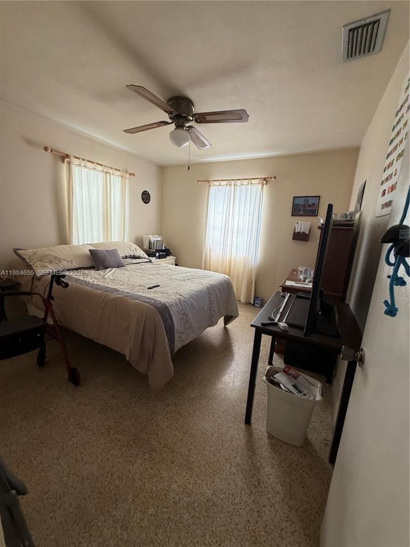 1550 NE 9th Ct , Homestead, FL 33033 Photo