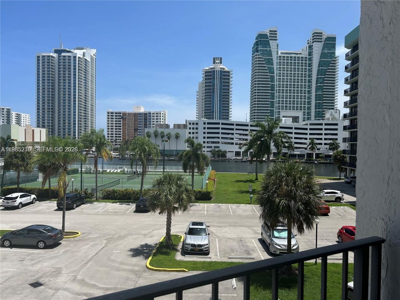 400 Leslie Dr, Unit 308, Hallandale Beach, FL 33009 Photo